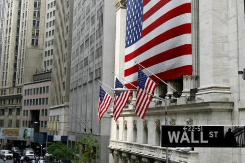 Dipacu Saham Nike dan Walgreens, Wall Street Ditutup Menguat