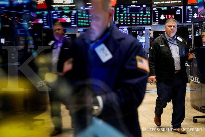 Wall Street: S&P 500 Menembus Rekor Tertinggi Karena Kekhawatiran Omicron Surut