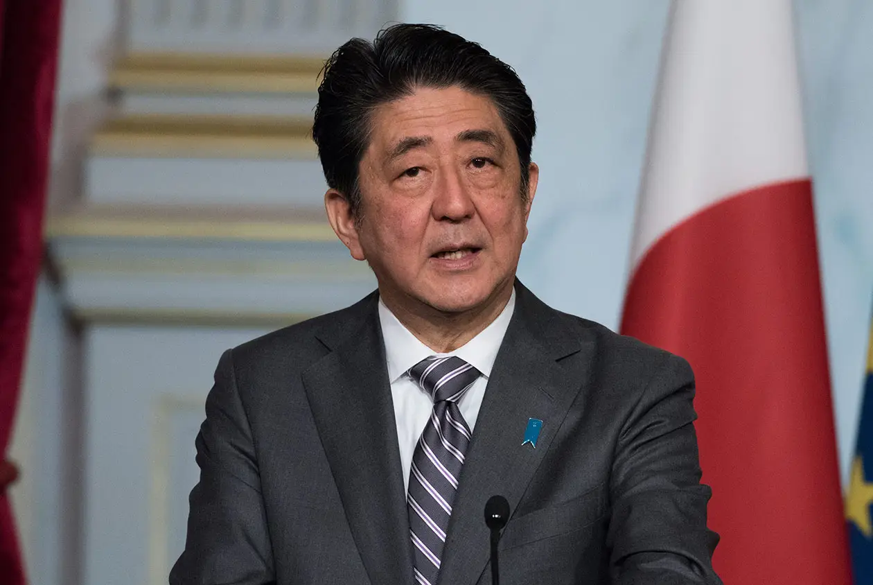 Shinzo Abe: Japan ex-PM injured after reported gunshot attack