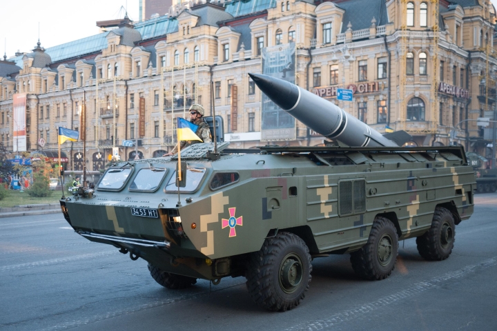 Tướng tình báo Ukraine nói về tên lửa tầm bắn xa nhất Kiev hiện có so với HIMARS