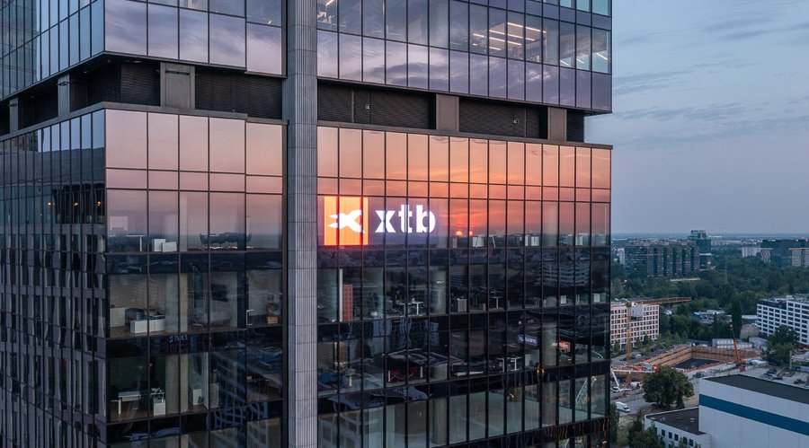 XTB's Shares Reach Four-Month Low: Market Reaction to New CNMV's CFDs Restrictions