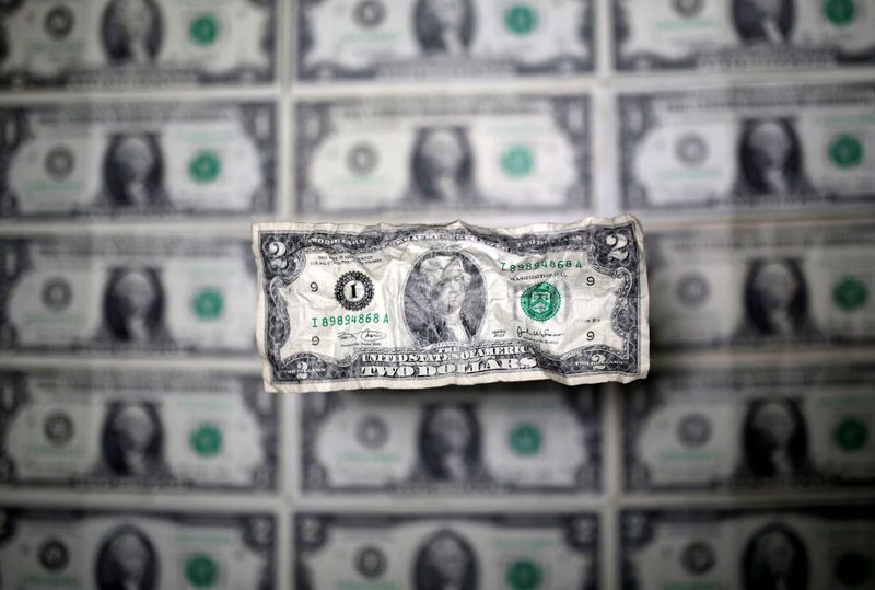 Dollar out of favour as focus turns to non-farm payrolls data