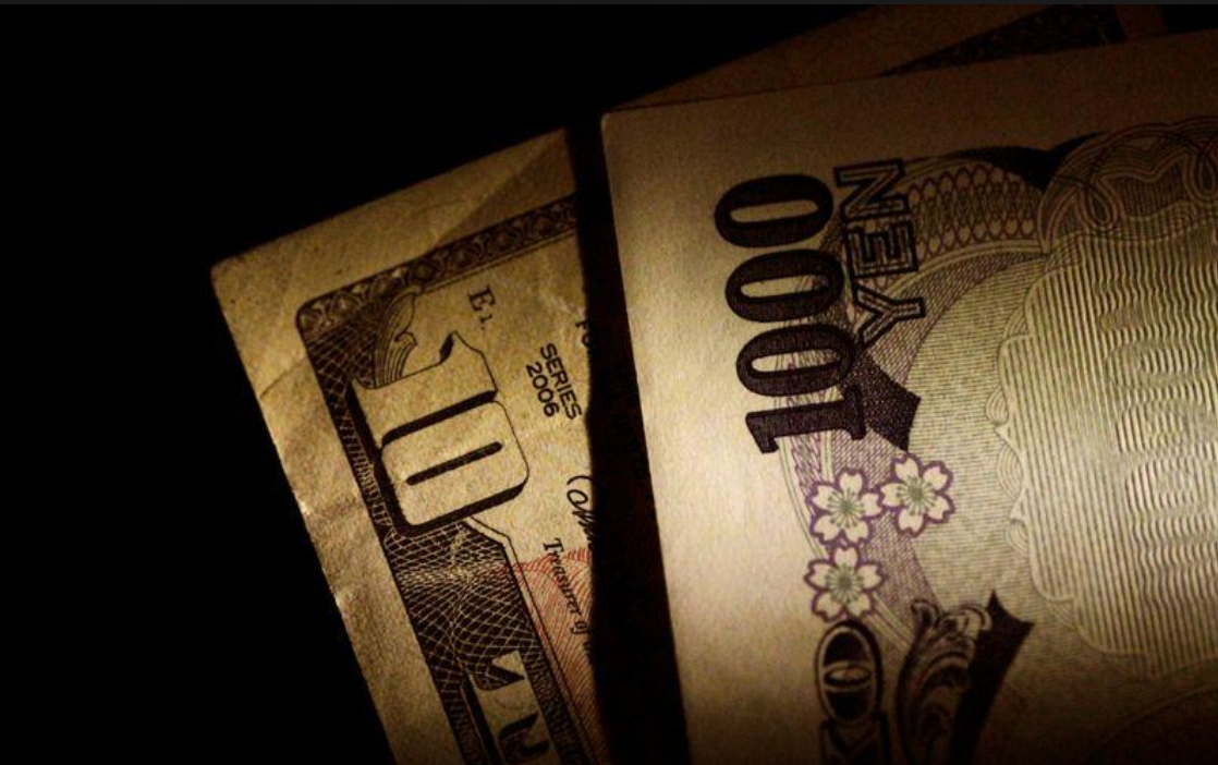 Dollar, yen dip as U.S. stimulus hopes help risk-on mood