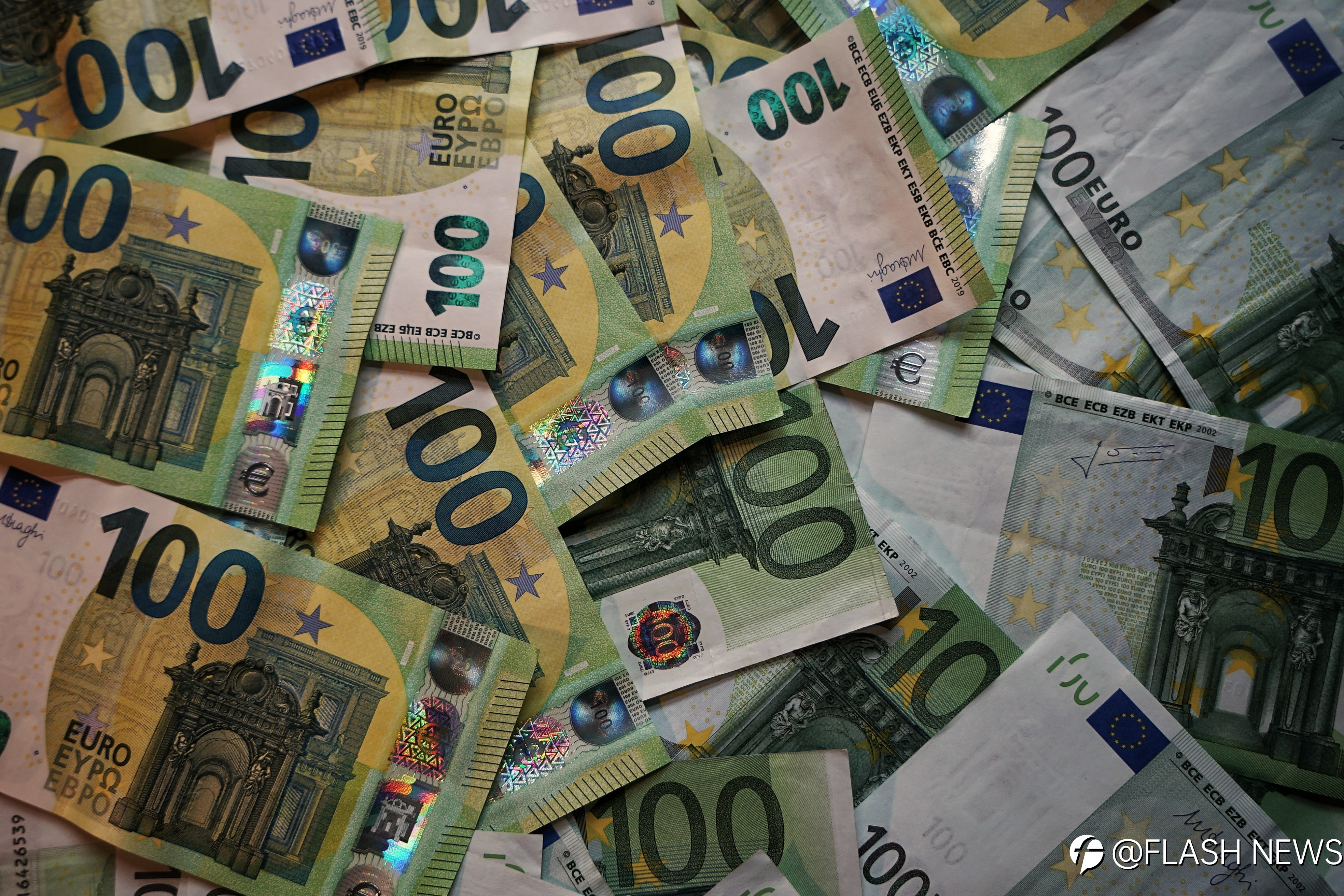 BREAKING: Eurozone's Bond Sales Tick Up