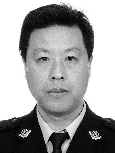 经公安部批准，天津53岁因公牺牲交警王军被追记个人一等功