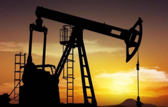 EIA原油库存降幅超预期，美油探底回升，美国严峻的疫情形势给油价蒙阴