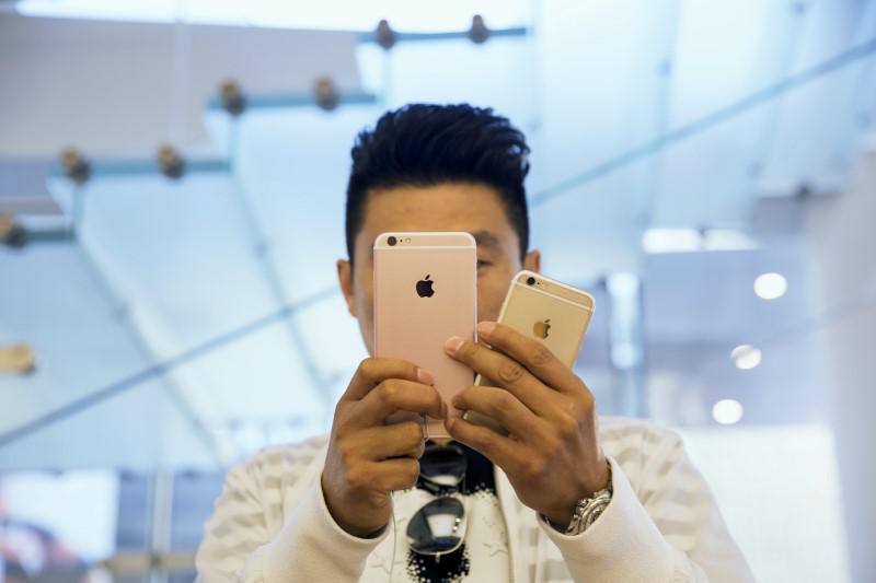 摩根大通：5G iPhone销量前景不明 预计2021年苹果股价仅能上涨20%
