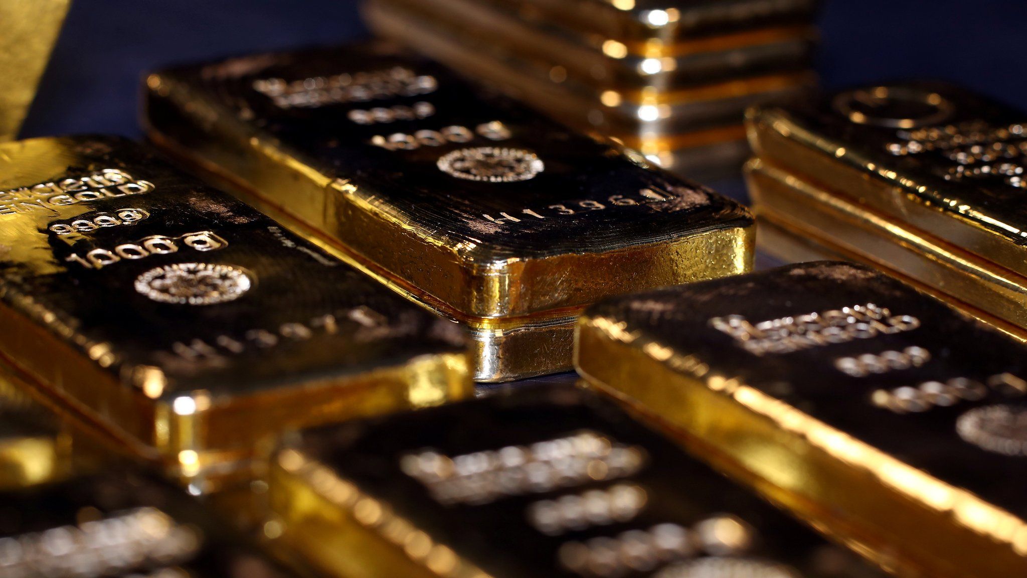 Hợp đồng tương lai vàng: Có vẻ trung tính/giảm giá trong ngắn hạn