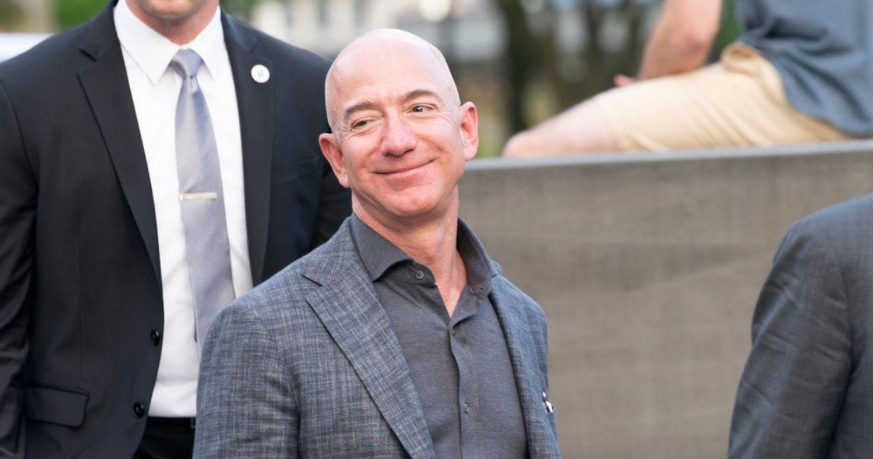 Profil Jeff Bezos, Pria Tertajir di Dunia yang Pelesiran ke Angkasa