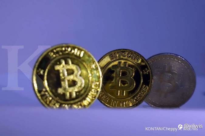 Menanti data inflasi AS, harga Bitcoin jatuh lagi ke level US$ 32.000