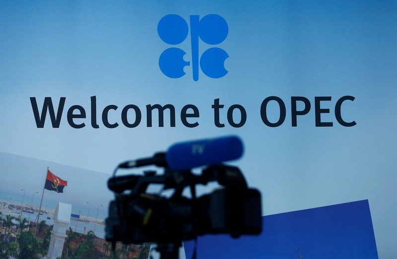 IEA下调需求，OPEC降低预期，全球经济是否外强中干？