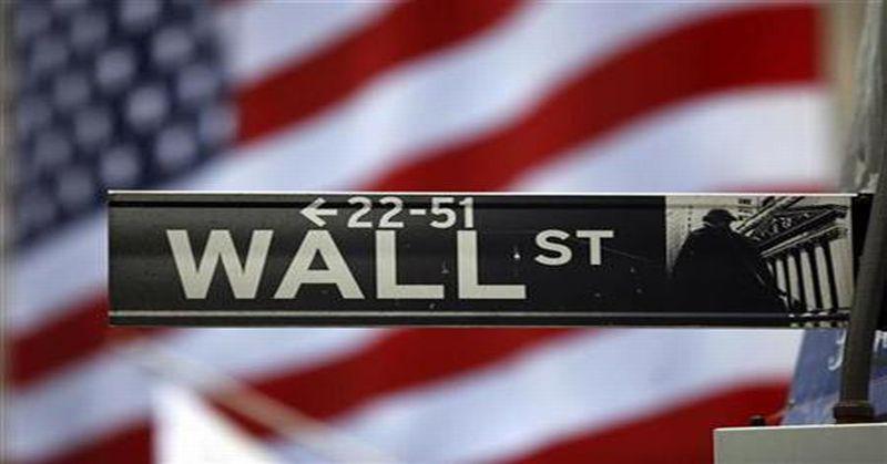Wall Street Terjun Bebas Usai Data Klaim Pengangguran AS Sentuh Level Terendah