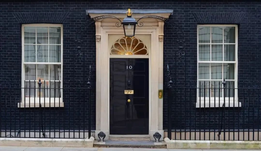 出尔反尔？英国首相推出百亿增税计划 填补新冠带来的财政窟窿
