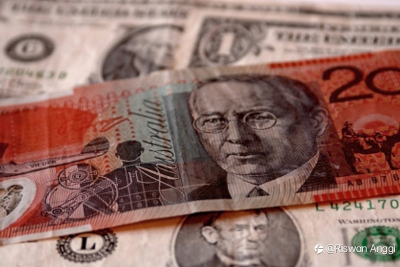 Dolar AS Makin Beranjak Turun dari Titik Tertinggi 13 Bulan