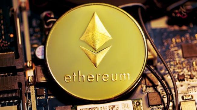 Ethereum Naik dan Pecah Rekor, Bitcoin Dekati Rp 1 Miliar