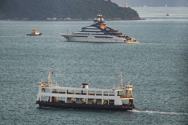 Siêu du thuyền 500 triệu USD của ông trùm thép giàu nhất nước Nga rời Hong Kong