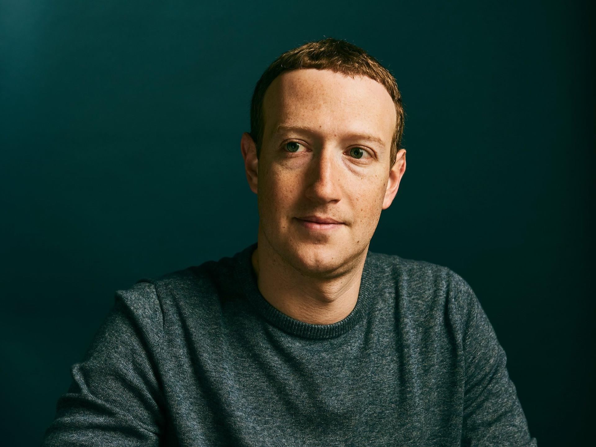 Mark Zuckerberg vừa cho mình lý do để bị ‘sờ gáy’