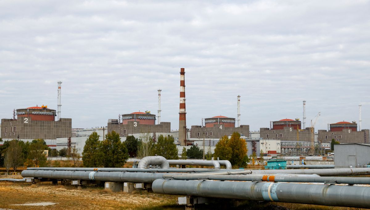 Nguy cơ thảm họa ở nhà máy Zaporizhia: Nga cảnh báo, TT Pháp gọi khẩn ông Zelensky