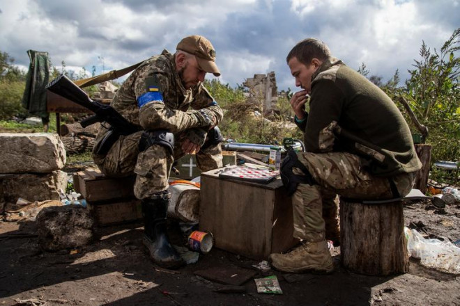 Cận cảnh tiền tuyến khốc liệt trong cuộc xung đột Nga - Ukraine (2)