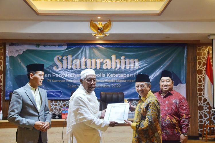 Surveyor Indonesia Beri Serifikasi Halal MUI untuk UKM Dinas PPKUKM DKI Jakarta