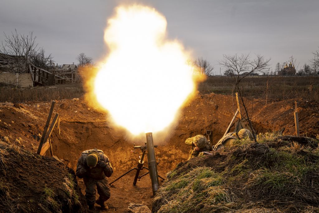 Ukraine nã tên lửa Donetsk, Moscow nói nhiều binh sĩ Nga thiệt mạng