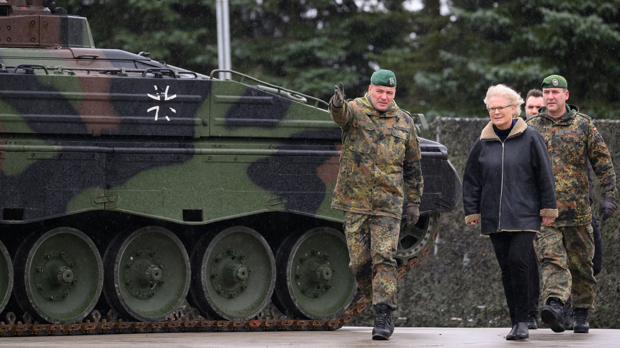 Đức nói về việc cung cấp xe tăng cho Ukraine sau quyết định của Ba Lan