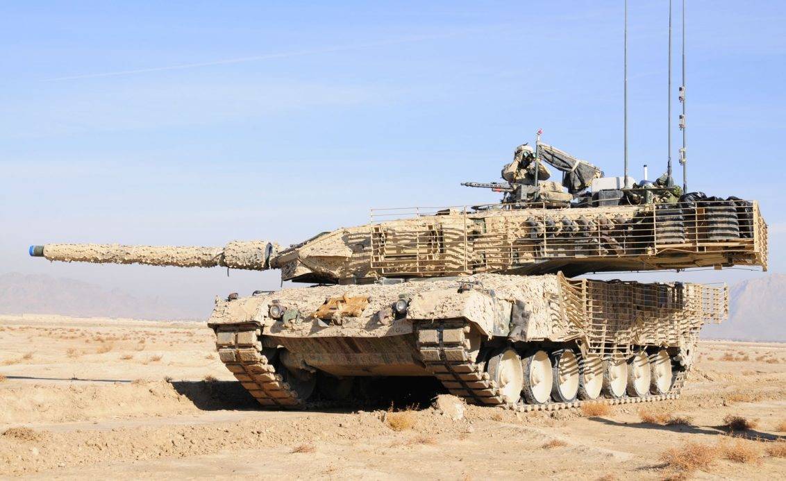 Ba Lan muốn chuyển đại đội siêu tăng Leopard 2 cho Ukraine: Đức cảnh báo