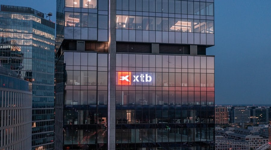 XTB vượt xa CFD ở Anh, ra mắt giao dịch chứng khoán
