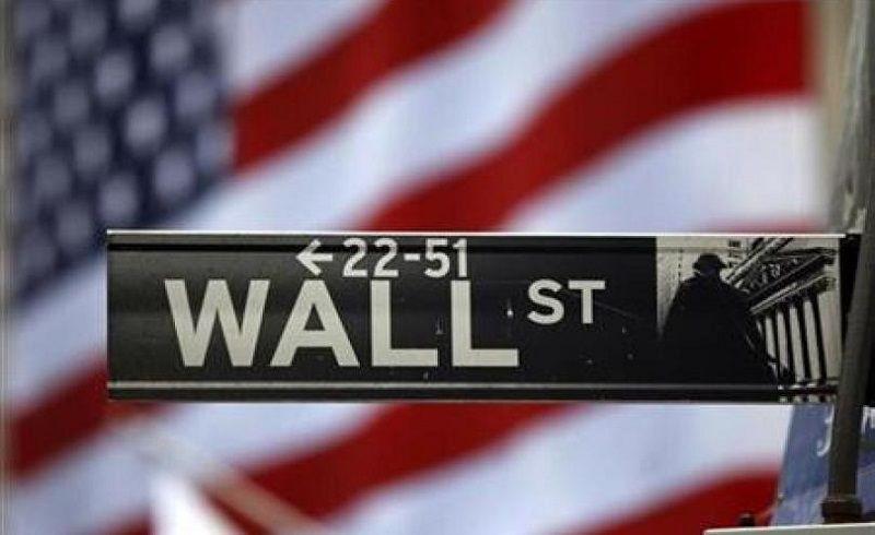 Wall Street Ditutup Menguat, Dolar Melonjak Didorong Data Ekonomi AS