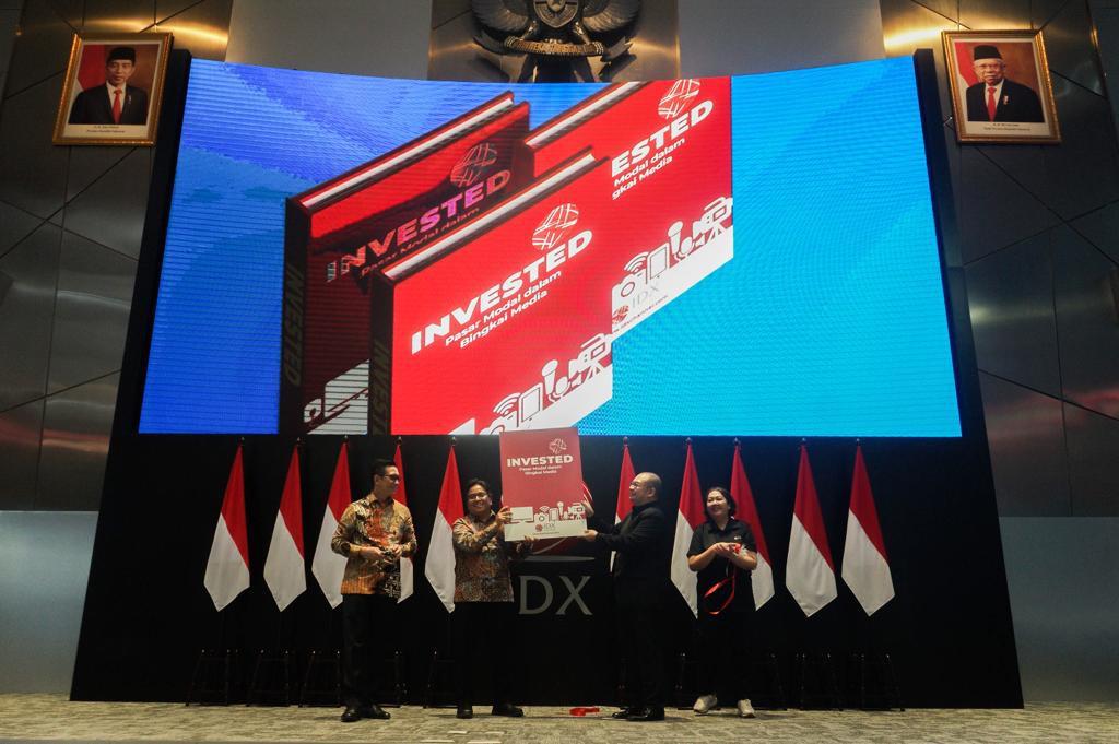 IDX Channel Resmi Luncurkan E-Book 'INVESTED' Pasar Modal dalam Bingkai Media