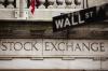 Wall Street Dibuka Menguat, Investor Cermati Pidato Gubernur The Fed