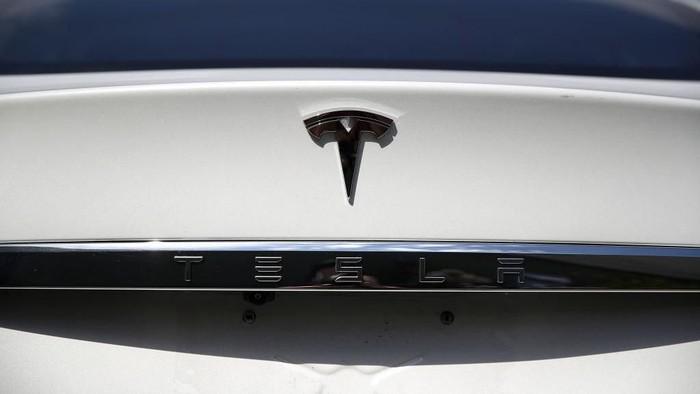 Tesla dan Volvo Setop Produksi di Eropa Gara-gara Konflik Laut Merah