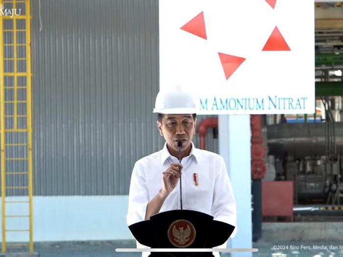 Jokowi Sebut Produksi Pupuk RI Belum Mandiri Gegara Masih Impor Bahan Baku