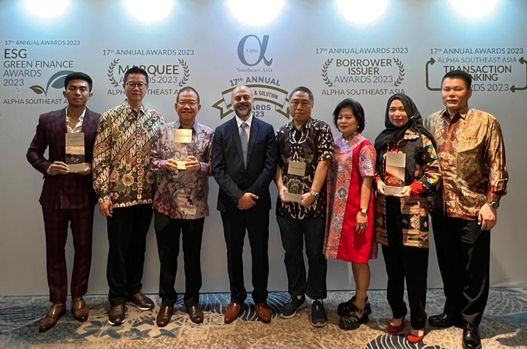 Hillcon (HILL) dan OKI Pulp Sabet Penghargaan dari Alpha Southeast Asia