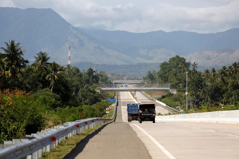 SIG (SMGR) Pasok 236 Ribu Ton Semen Buat Proyek Tol Sigli-Banda Aceh