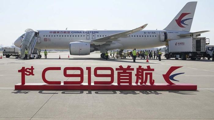Saingi Boeing dan Airbus, China Pasarkan Pesawat C919 di Singapore Airshow