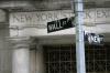 Wall Street Ditutup Menguat usai The Fed Tahan Suku Bunga