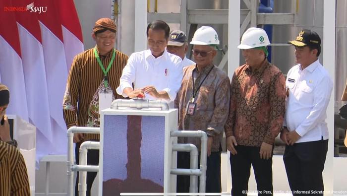 Jokowi Resmikan Pabrik Minyak Makan Merah Pertama di RI