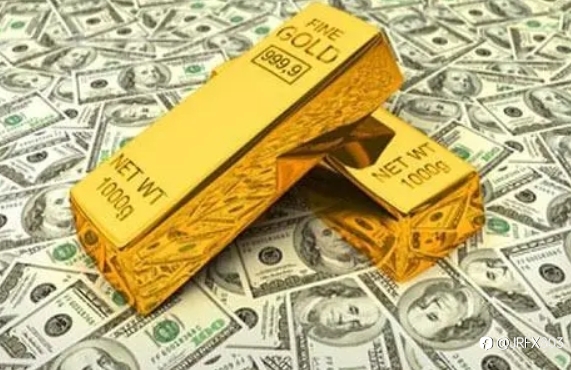 What are the weaknesses of investing in gold?