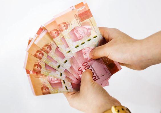 Mulai Bangkit, Rupiah Hari Ini Ditutup Menguat di Rp16.220 per USD