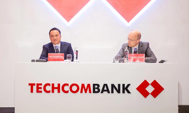 Techcombank nuôi tham vọng giành lại ngôi “vua CASA”, đặt mục tiêu lợi nhuận vào CLB tỷ đô giới ngân hàng, CEO tiết lộ đường đi nước bước tiếp theo