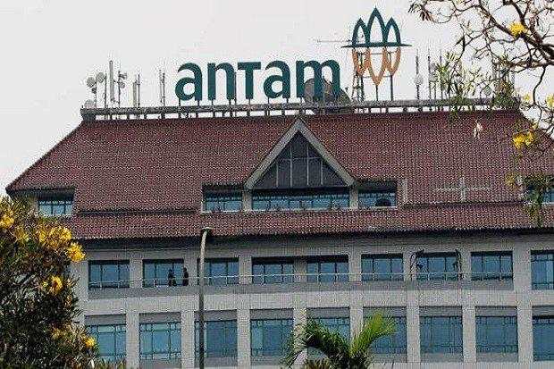 Harga Emas Kinclong, Cek Prospek Saham Antam (ANTM) Hari Ini