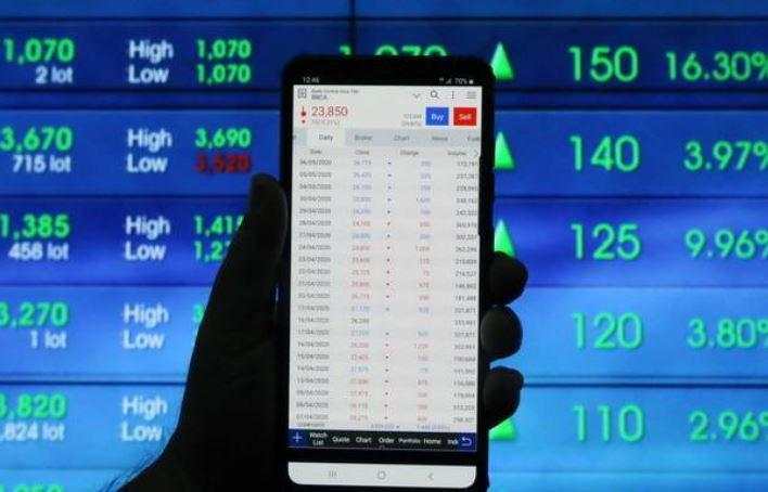 IHSG Kembali ke Tren Bullish, Analis Rekomendasikan Empat Saham Secara Teknikal