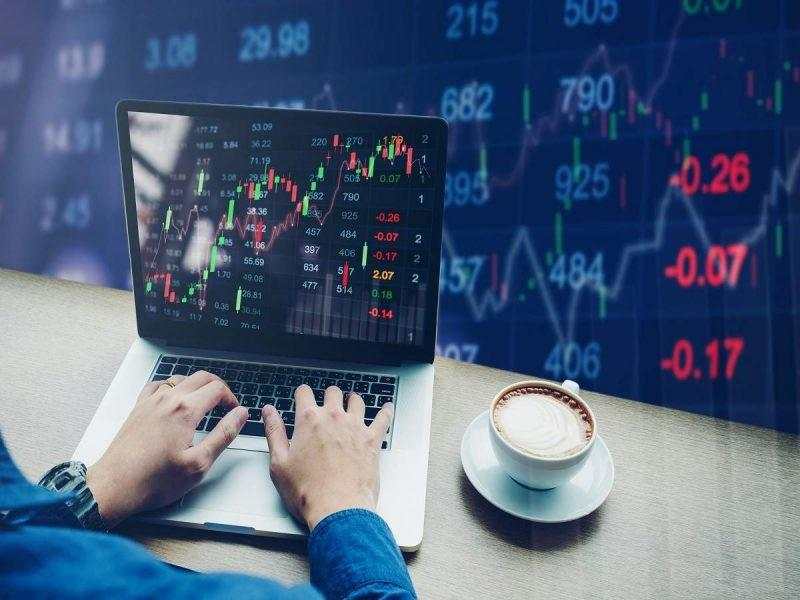 Cek Target Harga Saham TOWR, SSIA, BTPS, SMRA Buat Investasi Hari Ini