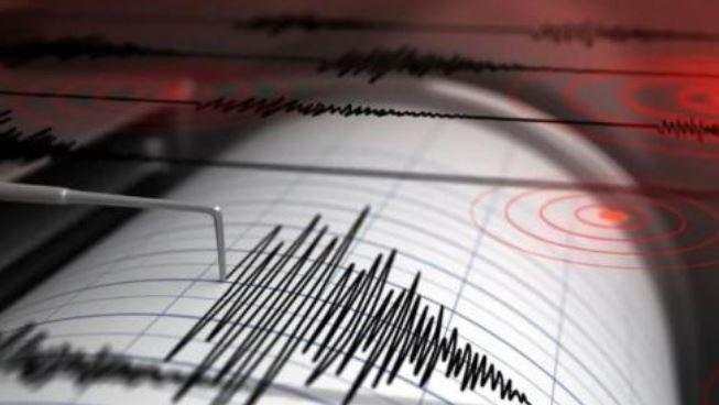 Mensos Minta Jajarannya Salurkan Bantuan Korban Gempa Bandung dan Garut Secara Maksimal